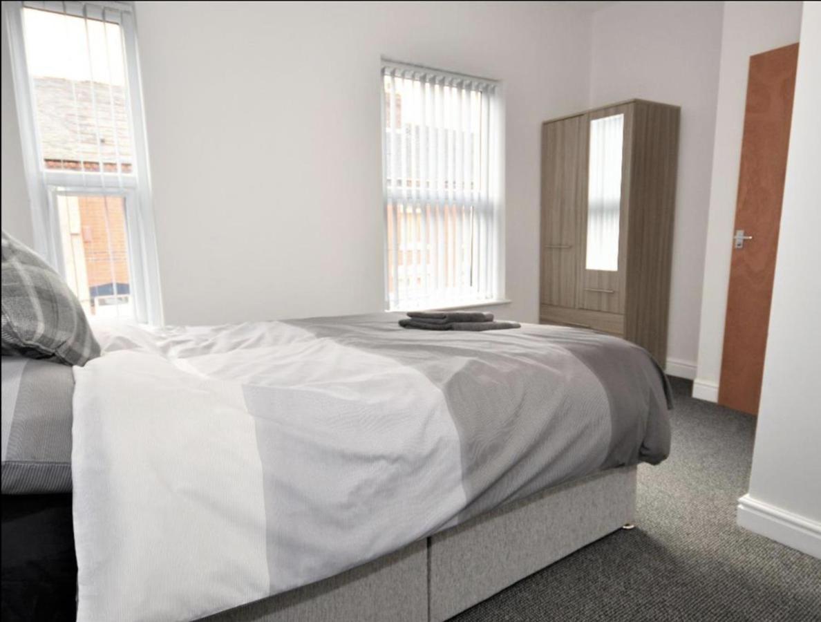 Hotel Townhouse @ Birks Street Stoke Esterno foto